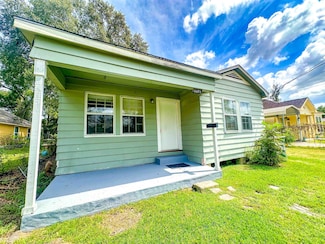 5070 Wilshire Dr, Beaumont, TX 77703