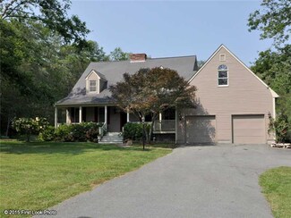 74 Sleepy Hollow Rd, Tiverton, RI 02878