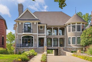 1620 Kenwood Pkwy, Minneapolis, MN 55405