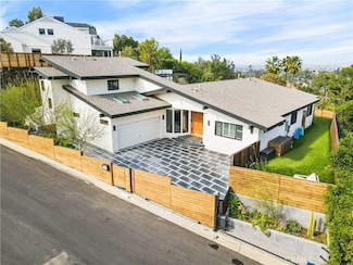 11308 Dona Teresa Dr, Studio City, CA 91604