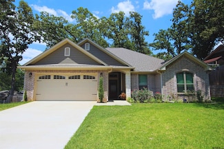 1700 Easy St, Tyler, TX 75703