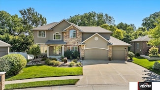 1415 N 185th St, Elkhorn, NE 68022