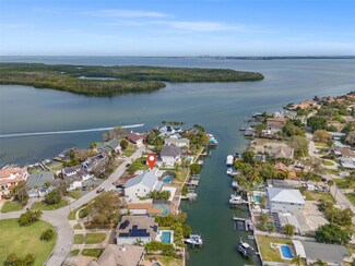 1936 Arrowhead Dr NE, Saint Petersburg, FL 33703