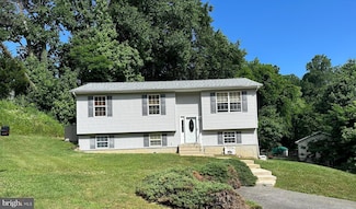 3521 Chesapeake Ave, Chesapeake Beach, MD 20732