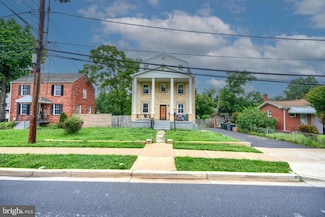4770 Towne Park Rd, Suitland, MD 20746