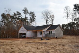 928 River Rd, Stoneville, NC 27048