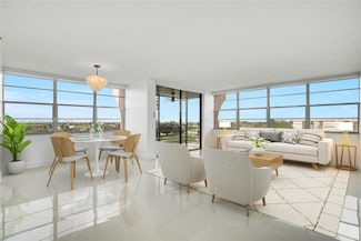 1100 Saint Charles Place Unit PH5, Pembroke Pines, FL 33026