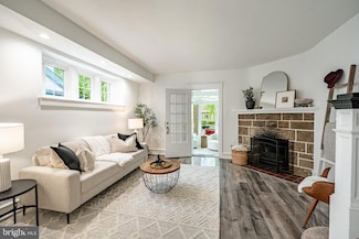 240 Ballymore Rd, Springfield, PA 19064