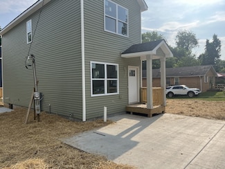 1217 Dodd St, Clarksville, TN 37040