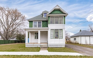 513 15th Ave E, Superior, WI 54880