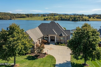 136 Hiwonihi Trail, Vonore, TN 37885