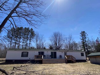 5237 County Road 12, Kettle River, MN 55757