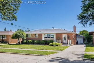15434 Bainbridge St, Livonia, MI 48154