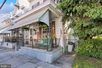 221 S 3rd St, Saint Clair, PA 17970