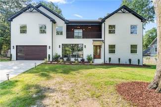 537 Stillwood Dr, Gainesville, GA 30501