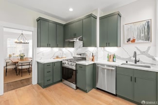 1316 Larkin St, San Francisco, CA 94109