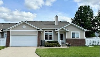 9516 Fir Ln, Johnston, IA 50131