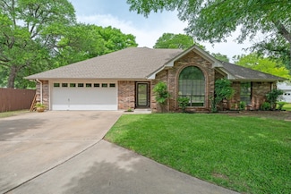 2314 Lakewood Ct, Granbury, TX 76049