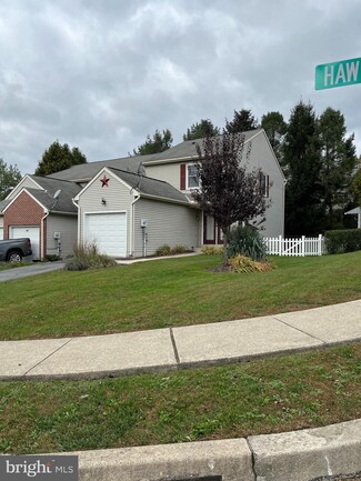 699 Hawk Ridge Dr, Hamburg, PA 19526