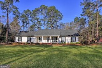 3193 Old Groveland Rd, Pembroke, GA 31321