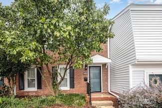 8017 Regent Park Ln, Charlotte, NC 28210