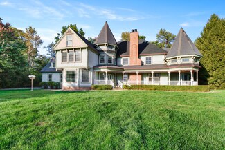 269 E Paul Revere Ct, Chesterton, IN 46304