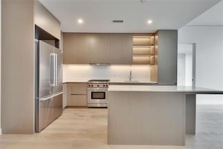 610 Davis St Unit 2103, Austin, TX 78701