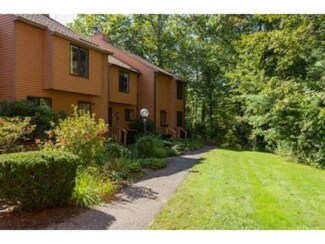 49 Dunvegan Woods, Hampton, NH 03842