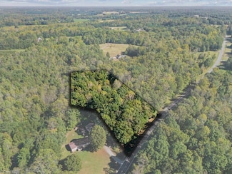 1420 Mccray Rd, Burlington, NC 27217