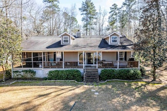 2780 Lakecrest Dr, Sparta, GA 31087