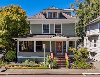 503 12th Ave E, Seattle, WA 98102