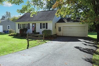 3684 Warners Rd, Syracuse, NY 13209