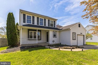 10 Martin Ln, Sicklerville, NJ 08081