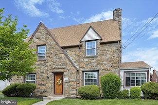923 Turner Ave, Drexel Hill, PA 19026