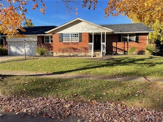 1033 Carlo Dr, Dayton, OH 45429