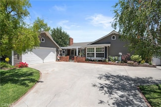 11832 Martha Ann Dr, Los Alamitos, CA 90720