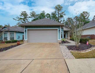 72 Marsh Landing N, Freeport, FL 32439