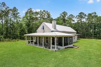 1269 Sea Way NE, Townsend, GA 31331