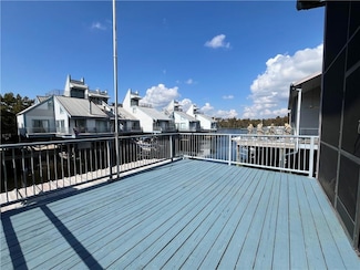 141 Highway 22 E Unit F1, Madisonville, LA 70447