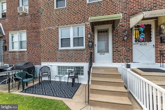 4534 Robbins Ave, Philadelphia, PA 19135