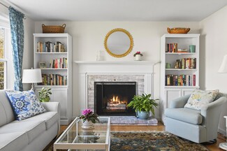 60 Freeboard Ln, Yarmouth Port, MA 02675