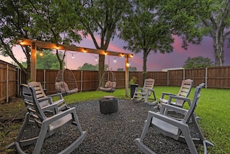2512 Bennett Ave, Sherman, TX 75090