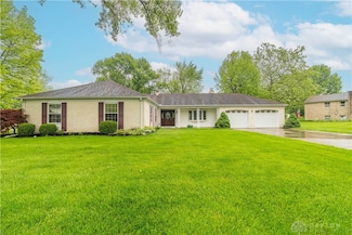 6830 Morrow Dr, Dayton, OH 45415