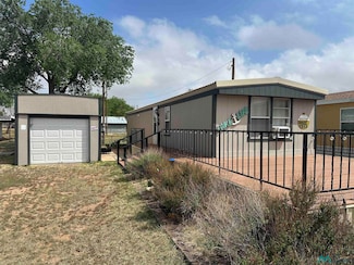 703 Walleyed Dr, Logan, NM 88426