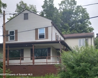 208 S Turnpike Rd, Dalton, PA 18414
