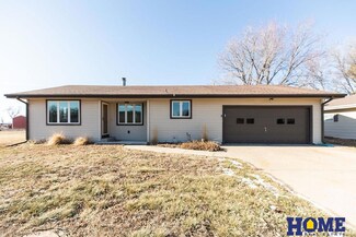 1401 N 2nd St, David City, NE 68632
