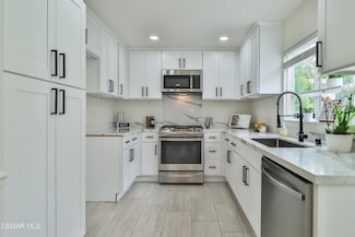 2711 Stearns St Unit 4, Simi Valley, CA 93063