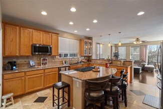 10764 Glengate Cir, Highlands Ranch, CO 80130