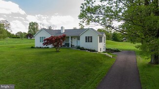 1312 Keystone Dr, Sellersville, PA 18960