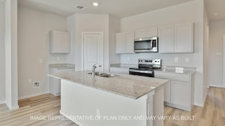 5405 Smith Lake Blvd, Bryan, TX 77807